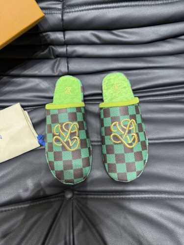 OUIS *UITTO* 新品男士拖鞋，1:1高端品质，休闲阳光宽松舒适型，最高版本高品质精品，经秋必入哦！码数：38-44