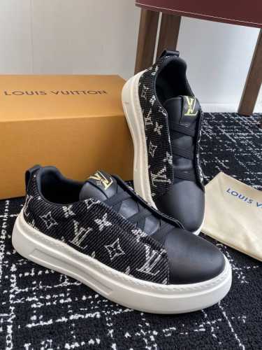 代购级牛仔布280 皮面 Louis Vuitton 26ss 春夏新款 路易威登 男款小白鞋 休闲鞋 运动鞋原版9650 购入 开发做货，驴牌LV路易威登为中