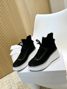 2054春夏chloe 克洛伊,高帮,Nama sneaker彩虹系列运动鞋、容祖儿和孙怡宋茜明星同款、原材料是可再生物料制作、全手工缝马克线、肉眼可见皆是手工