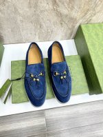 出厂价： 原版1:1拆解g家新品 Gucci古-驰 马衔扣男士乐福鞋 便鞋 官方售价 Rmb ,900 这款单品出自gucci Lido系列，设计灵感源自意大利