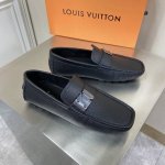 新品louis Vuitton* 高端男士休闲乐福鞋驾车鞋豆豆鞋原单顶级代购货原版进口十字纹牛皮搭配原版五金饰扣进口牛皮内里 牛皮垫脚原版橡胶鞋底 Size：3