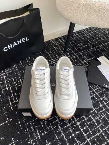代购级 特价清货 现在还是齐码 Chanel香奈儿24Sf最新款 全皮 熊猫配色 小白鞋 休闲 运动鞋 滑板鞋 原版购入开发 做货 小香 C家 专柜又一超级大爆