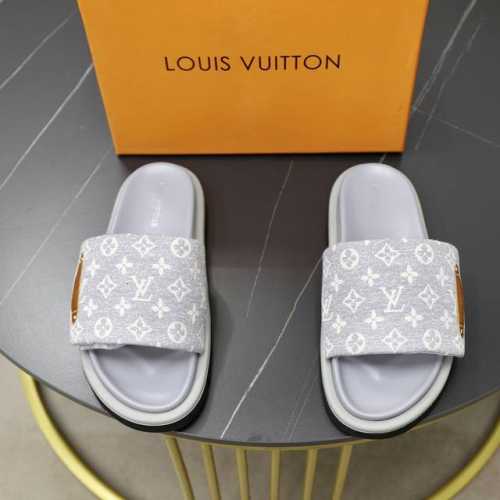 出厂价: 情侣款 品牌：Lv路易威登 码数：35-44 45定制 等级：专柜 原单 材料：原版鞋面 耐磨轻便柔软舒适大底 款式类别：夏季款拖鞋 年轻时尚 脚感舒