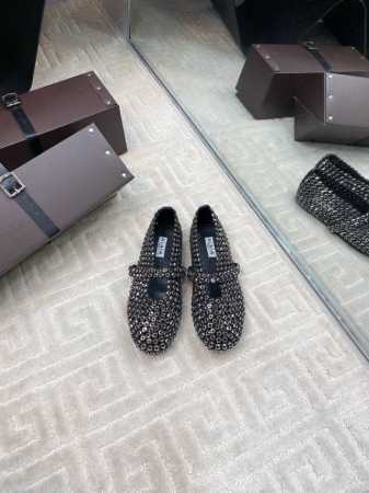 出厂440 #阿莱亚经典芭蕾舞鞋 以芭蕾的灵动意韵融于日常，以现代笔触刻画舞鞋经典轮廓！ 黑色钻饰皮质款芭蕾舞鞋，从经典日式鞋履汲取灵感，Bling水钻点缀于鞋 - 点击图像关闭