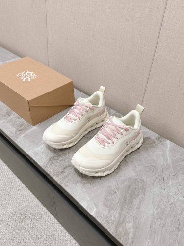 冲量价: 广州 Loewe罗意威 X On Cioudtilt2.0跑鞋情侣款 罗意威 Xon 昂跑全新合作系列 时尚 品牌与瑞士高性能运动品牌On携手打造的此