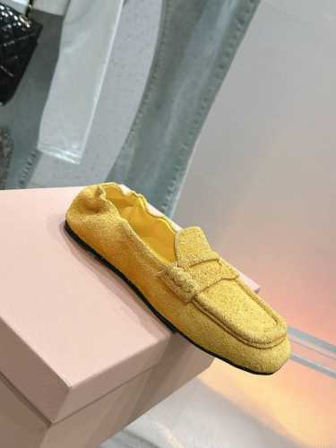 顶级品质新品首發｜复古做旧风乐福鞋上脚超级好看舒适精致的纯手工打造.材质与工艺：进口牛反绒面料 羊皮内里 舒适透气ZP开模橡胶大底Size: 35-40 [40