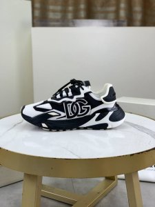 工厂p价p 实价 顶级原单品质 同步 Dolce&Gabbana 杜嘉班纳 高品质. 效果 低帮休闲Dg男鞋 众多明星至爱 采用高端进口头层小牛皮拼接设计+牛皮