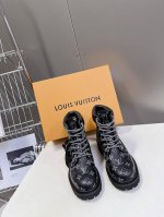 Louis Vuitton 路易威登x Timberland联名 Via Instagram 情侣款大黄靴 今年 1月 LV 2024秋冬 系列于巴黎布洛涅森林