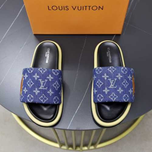 出厂价: 情侣款 品牌：Lv路易威登 码数：35-44 45定制 等级：专柜 原单 材料：原版鞋面 耐磨轻便柔软舒适大底 款式类别：夏季款拖鞋 年轻时尚 脚感舒