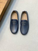 Tod's 托德斯 新款男士豆豆鞋懒人鞋驾车鞋 莞产原材料猛货，采用光滑小牛皮、粒面牛皮革和绒面皮革制作，纹理均匀细腻，质感超强，马克缝线精工制作，正面饰以同材