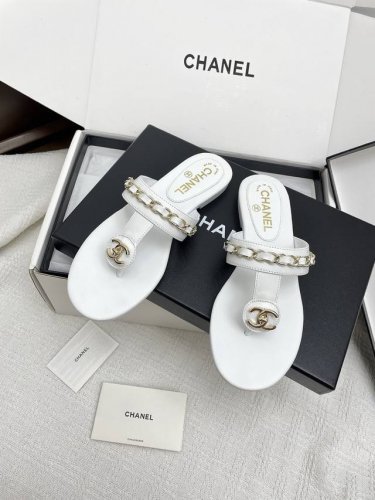 代购级 官网同步盒包装 chanel 香奈儿 25Ss 夏季新款 夹脚人字拖 海滩必备款 chanel2025香奈儿最新爆款 夏季夹脚拖鞋 百搭显脚瘦气质款 颜