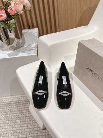 高版本Jimmy Choo 4 春夏新品爆款 乐福单鞋 高跟 系列单品 -超级A的一款啊！美得让人窒息！镂空设计给人以一种很神秘的感觉，奢华又不失低调 不管是衣 - 点击图像关闭