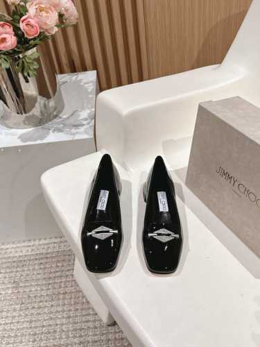 高版本Jimmy Choo 4 春夏新品爆款 乐福单鞋 高跟 系列单品 -超级A的一款啊！美得让人窒息！镂空设计给人以一种很神秘的感觉，奢华又不失低调 不管是衣