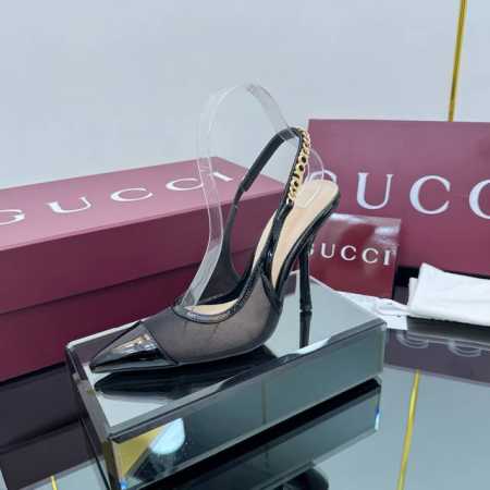 出厂价Pp Gucci 古驰 25链条高跟凉鞋 面料：网纱+漆皮 内里:羊皮 大底：意大利真皮大底 跟高：4.5Cm 10.5Cm 码数：35-42 - 点击图像关闭