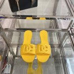 Dg 杜嘉班纳 24Ss新款 果冻拖鞋3D立体Logo 细节处理完美 极致完美复刻 鞋面：原版进口Tpu 鞋底：原版雕刻1:1精钢模具压铸。码数：35-40 4