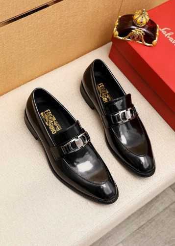 商品商标：Ferragamo 菲拉格慕 休闲皮鞋 正码码数: 39-44 38.45.46订制 商品材料：精选 进口开边珠牛皮鞋面+经典五金扣，进口水染牛皮内里