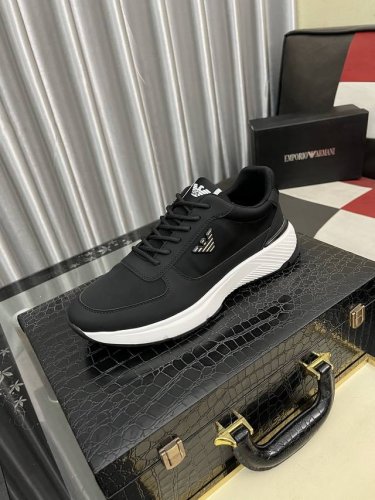出厂价pp 阿玛尼Armani* 最新爆款休闲鞋 顶端品牌 奢侈 代购 顶级 质量 鞋面選用进口透气牛皮搭配材质透气羊皮垫脚 精细做工 原版个性时尚柔软橡膠耐磨