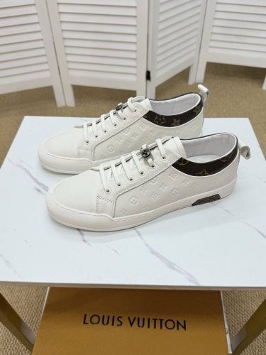 lv-路易威登 专柜品质 采用进口原版面料，猪皮内里 高端大气 特色设计 做工精细 耐磨橡胶防滑原版大底 尺码 Size 38-44 45定做不退换 X2