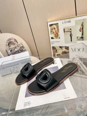 Dior24款春夏新品，6色任选，码数35-42，出厂价：150 真皮底 - 点击图像关闭