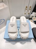 橙子出厂价p prada 普拉达 初夏新款 同色三角标 编织厚底拖鞋 休闲凉拖 码数 34-42