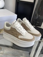 CELINE 赛琳 25ss最新 Block系列 系带 厚底女款 休闲运动鞋TRIOMPHE 皮革贴饰，瞬间给这款 BLOCK 运动鞋注入了清新柔美的魅力，爱了