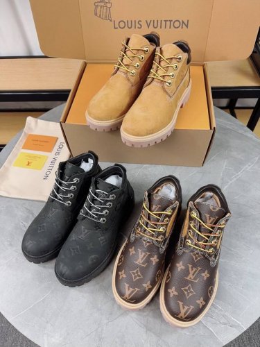 2025早春款顶级版本：情侣款Lv X Timberland 添柏岚 联名款 老花 压花及 Lv X Timberland 小皮鞋取材 Monogram 压纹防