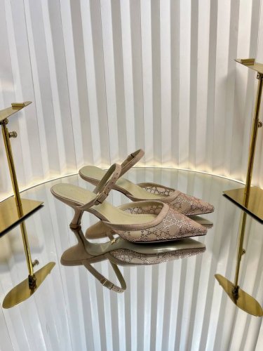 Dio R Ss25 New Arrival cd 25春夏璀璨星河系列新品高跟鞋 网纱鞋面 搭配经典藤格纹水钻 Blingbling地闪耀 太美啦 专柜除了贵