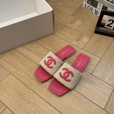 chane* ｜小香25C早春针织双C 方头平底拖鞋 好穿又出片的度假风凉拖 经典织面双C设计真的很精致 上脚超级显白 少女们的标配 时髦的小姐姐 必须人手必备