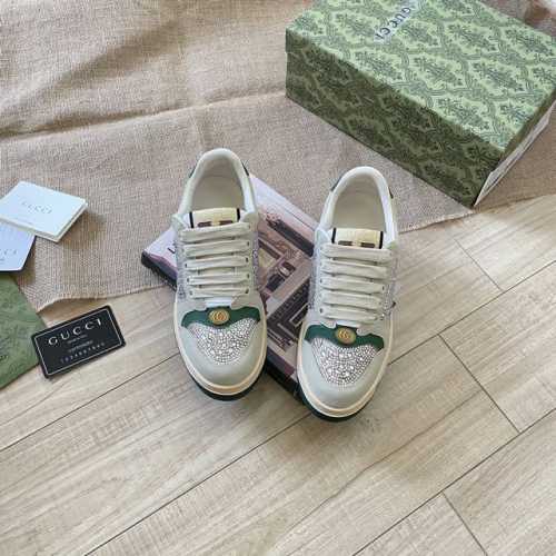 出厂： Gucci 古驰2025顶级专柜 代购系列 官网上新 全球同步 古驰顶级情侣脏脏鞋 情侣鞋 古驰情侣 Gucci鞋控 小红书热搜常客 情侣穿搭Oot D