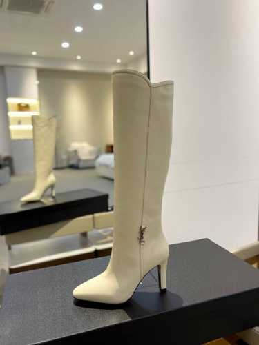 年度畅销款 圣罗兰 秋冬新款 圣罗兰 Saint Laurent0， 开始叫做Yves Saint Laurent 或 简 做YSL，是法国人伊夫 圣 罗伦 Y