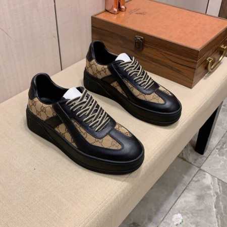 新款 厂价 古奇Gucci* 最新爆款休闲运动鞋，顶端品牌奢侈～代购，顶级～质量。鞋面選用进口透气牛皮搭配材质透气羊皮垫脚 精细做工。原版个性时尚柔软橡膠耐磨防 - 点击图像关闭