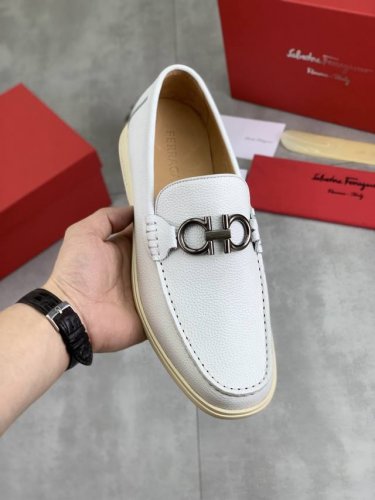 工厂p价p 实价 水染牛里 Salvatore Ferragamo 菲拉格慕 男士最新款休闲商务皮鞋 同步上市 面料采用专用进口原版荔枝纹小牛皮 内里采用进口水