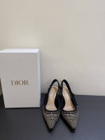 工厂价 J'ADIOR织带女鞋 Dior 迪奥 2024春夏走秀新款朋克风格铆钉鞋 CD明星同款蝴蝶结方头字母logo刺绣高跟凉鞋 市面顶级高端版本 独家首发