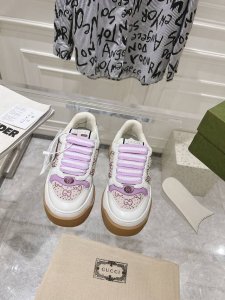 顶级版本 Gucci最新款胖嘟嘟厚底脏脏鞋~~情侣款休闲鞋，6Cm增高鞋~~ 鞋面擦色牛皮拼接经典双g皮面p料，皮里细腻吸汗透气，垫脚乳胶注塑一体，私模6Cm厚