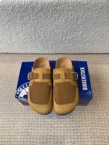 birkenstock 25Ss 新款厚底 勃肯 包头拖 哪吒敖丙图案款 我就心动了 代购找很久才买到货，真的一鞋难求，真的超级好看，姐妹们给我冲 面料：牛皮