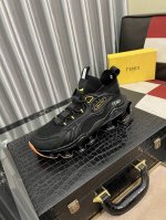 出厂价Pp：280Fendi 芬迪 正规码数: 38-44 休闲鞋 商品材料：精选 牛皮鞋面，柔软羊皮内里；原厂大底。