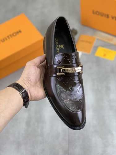 出厂价 Louis Vuitton 新款Lv路易威登 * 顶级版本 Lv经典皮鞋！选用进口原版开边珠小牛皮 高端猪皮内里 原版耐磨橡胶组合大底！高品质精品！颜色