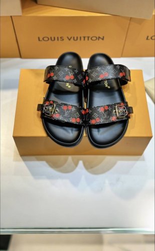 vuitton Loui .馿家 顶级版本 原版开发 独家开模 码数35 42