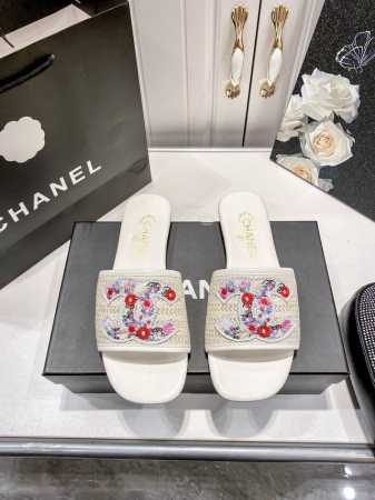 橙子出厂价p chanel 香奈儿 夏季新款 国风平底拖鞋 绣花凉拖 码数 35-41 - 点击图像关闭