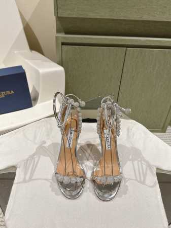 Aquazzur* 菠萝早春专柜新品仙女时装鞋系列，大量上新同步官网全系列均可定制龙年主打一个火爆，全网各大网红纷纷开秀，绝美的穿搭系列！ ★★★★★ 鞋面 原 - 点击图像关闭