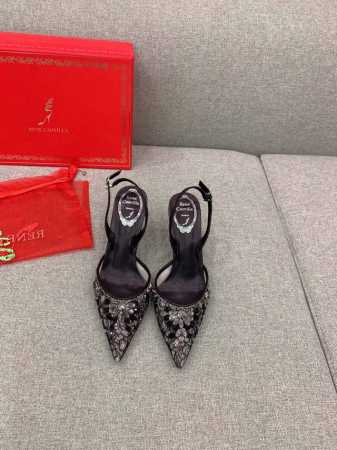 出厂价 Ren* Caovill*重工水晶宝石系列 bling bling精致逼人 堪称工艺品 面料进口高密度网纱 手工缝制珠片水钻 垫脚羊皮 意大利真皮大底 - 点击图像关闭