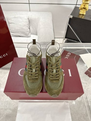 Gucci Re-Motion系列女士运动鞋 款号832918 Aaezm 9067 这款运动鞋设有可拆卸可调节踝部绑带 为2025春夏系列再添动感单品 轻盈且