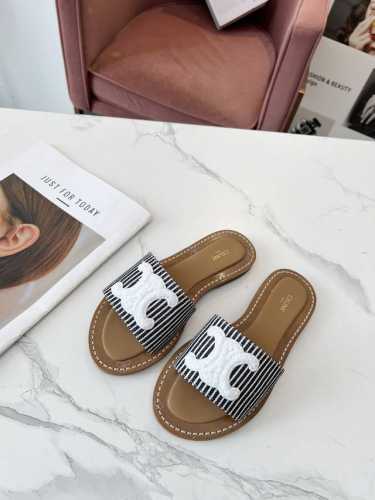 皮底 CELINE 赛琳 2024春夏新品半拖鞋鞋面采用原版定制布料，大底下层原版生胶上层真皮底组合，质感非凡上脚超级好看码数35-41 41定做不退换