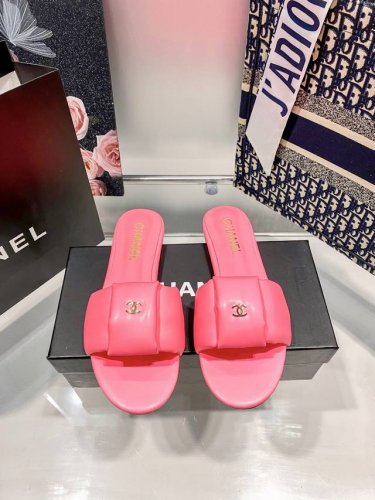橙子出厂价p chanel 香奈儿 春夏新款 平底拖鞋 面包一字拖 休闲凉拖 码数 35-41
