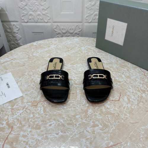 TOM FORD顶级版本 高品质 2024新款官网同步 1:1开模 TF扣饰单鞋 鞋面：漆皮 石头纹 垫脚：羊皮 跟高：平底 鞋底：AAA级原版真皮大底 SIZ