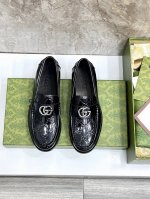 gucci～古驰原单男士正装休闲皮鞋，真皮大底！高端大气，私家开模定制原版品牌五金扣装饰，小牛皮透气内里，顶级品质！ 元 Size：39-45 38.46定做