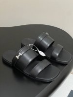 调工厂P价 女装女鞋 运动原单顶级品质 Hermes 爱马仕 H字母激光夹脚人字拖鞋平底凉拖鞋 简约的设计 极具辨识度的H压花 还是第一款，上脚包裹感更强，走路