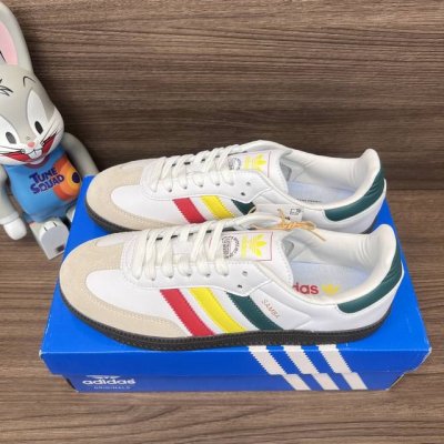 顶级版本Adidas Originals Samba 德训低帮板鞋情侣款 白绿黄红 货号: Ih3118 包装:全套得物配件毒盒配纯棉袜子一副。 码数:36 3