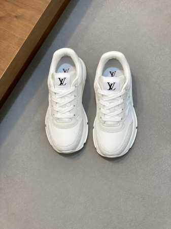 路易威登#系列最新运动鞋 品质再次升级 细节超赞 简直不要太好看 官网开售十分钟立刻抢光光的款 Tpu大底 模具费2W+ 质感媲美原版 垫脚聚米微料加透气英伦网 - 点击图像关闭