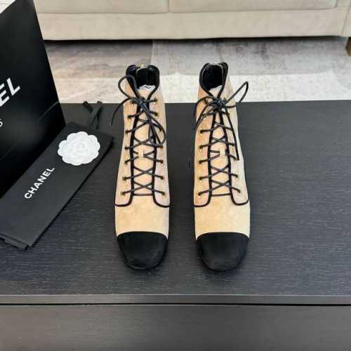代购级 Chanel 小香 24ss 秋冬新款 圆头绑带短靴 这款厚底在欧美街拍中出境率超高，ins也是火了一把，调鞋楦都调了一个月 整体线条流畅性保持跟原版一